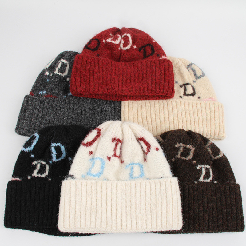 Jacquard Knit Beanie Hat Color - đánh giá và giá Beanie Cuffed Knit